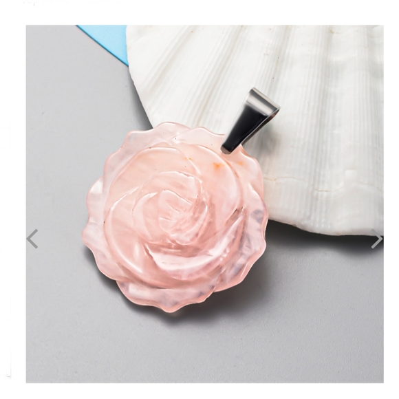 Rose quartz carved flower, Choker or Chain - Picture 2 of 4